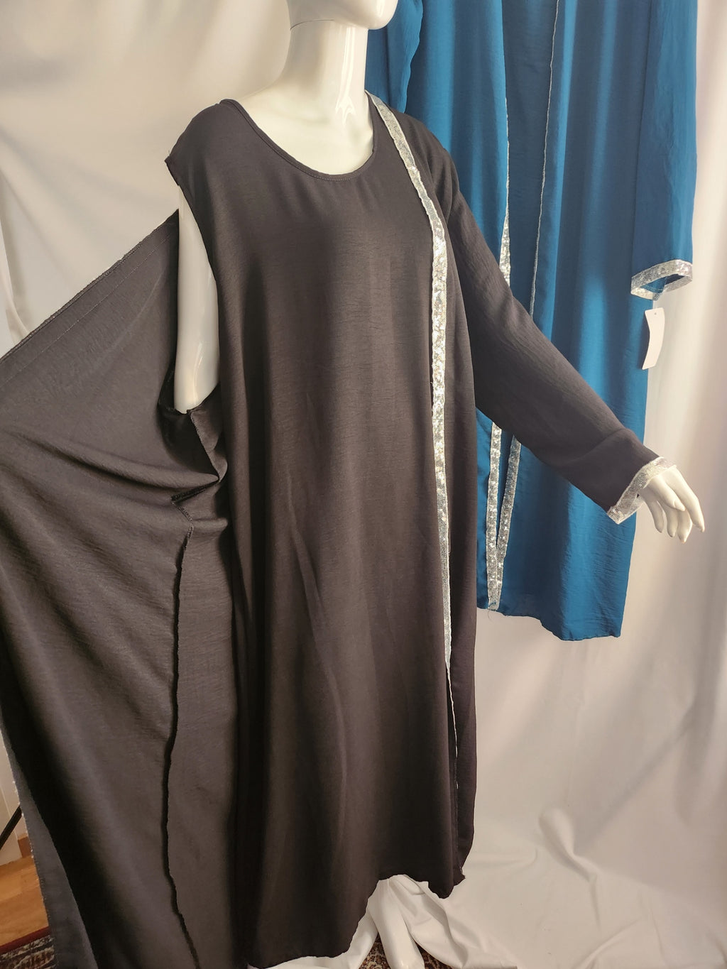 REA Layali Luxe,  No. 741 . Abaya- set