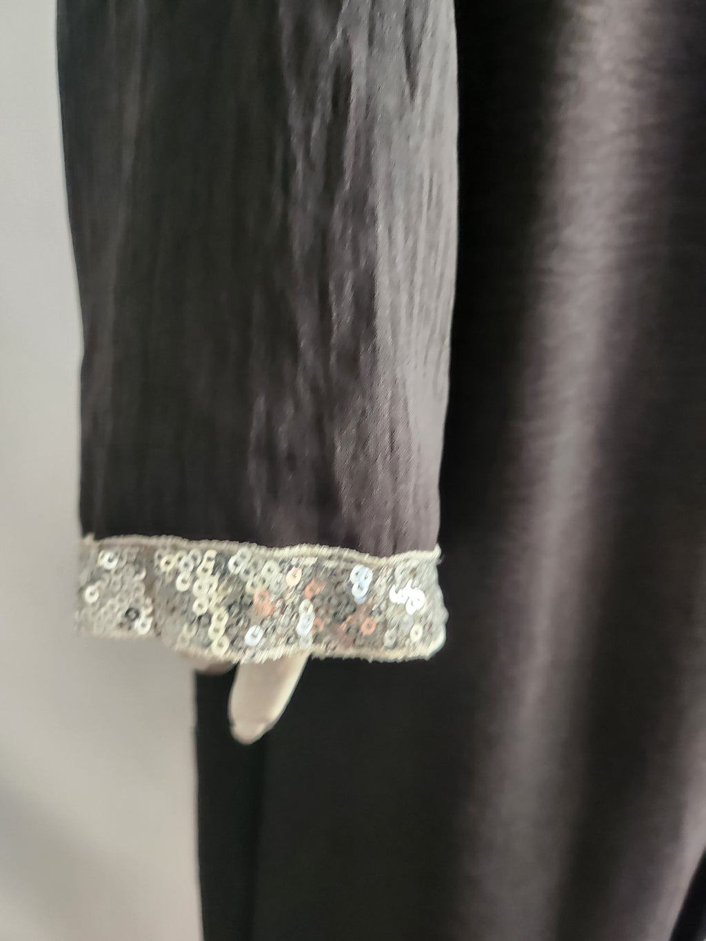 REA Layali Luxe,  No. 741 . Abaya- set