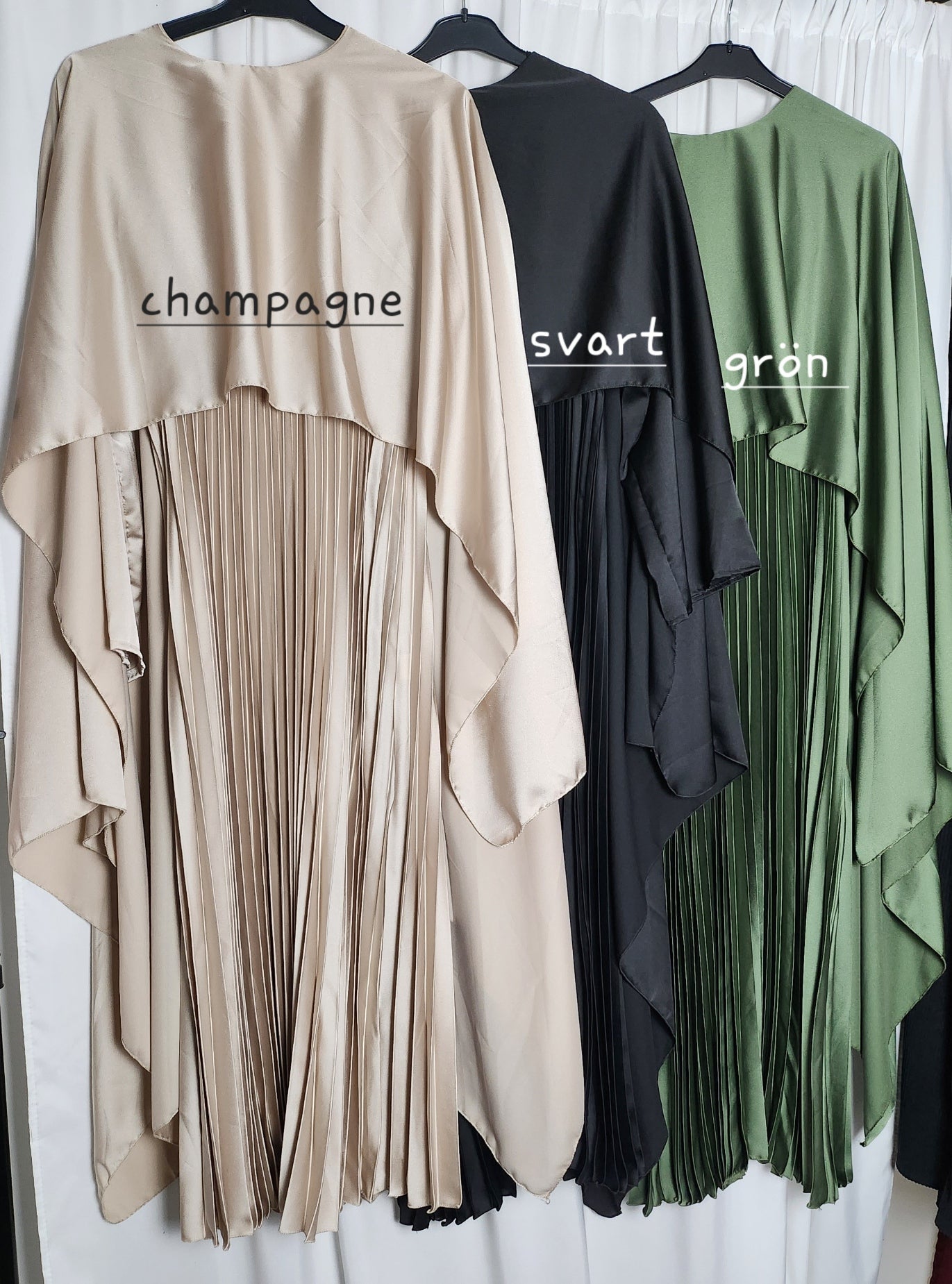 Festlig  satin abaya m cape