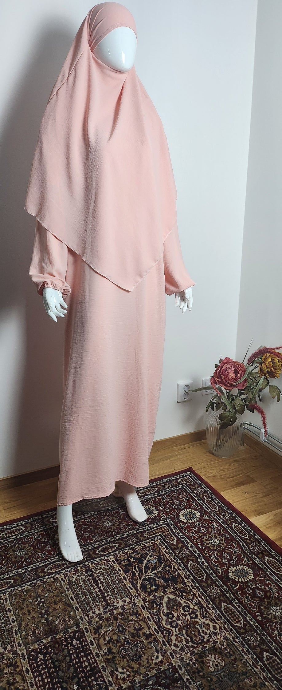 Everyday Grace, No 151 Abaya + Khimar