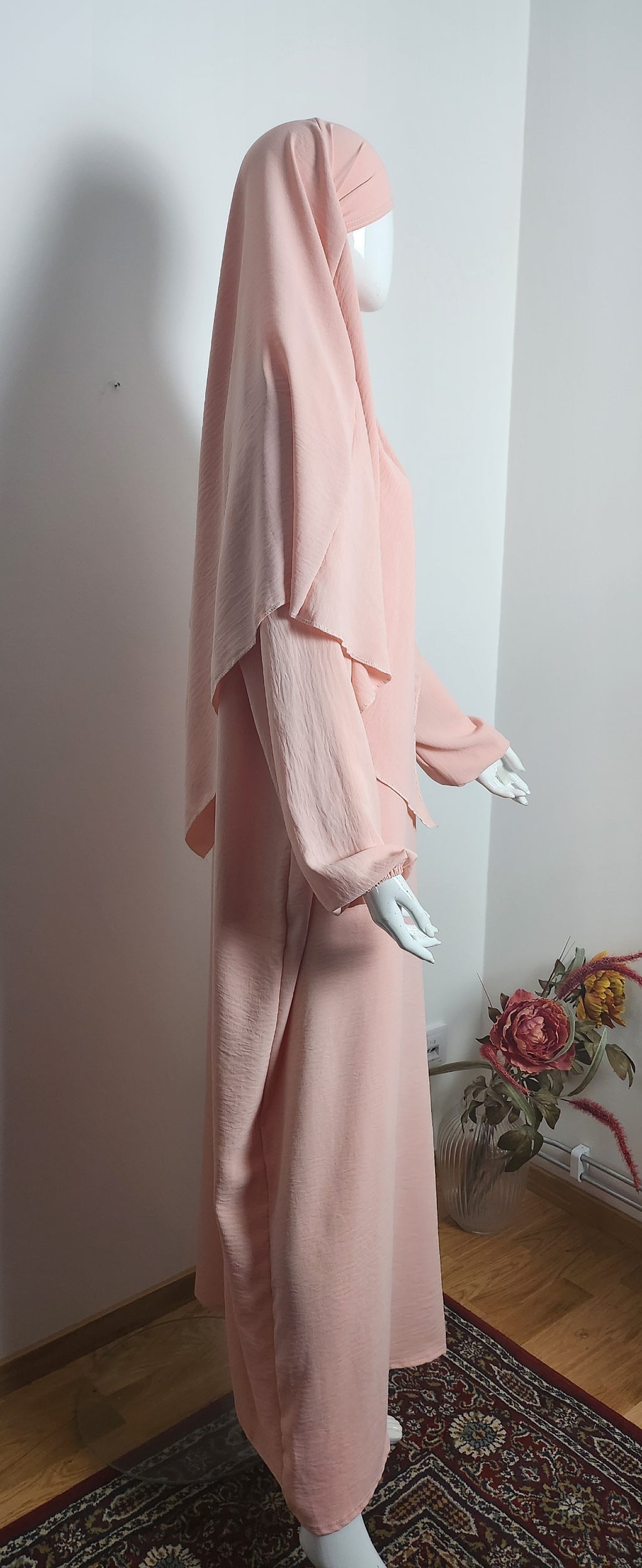 Everyday Grace, No 151 Abaya + Khimar