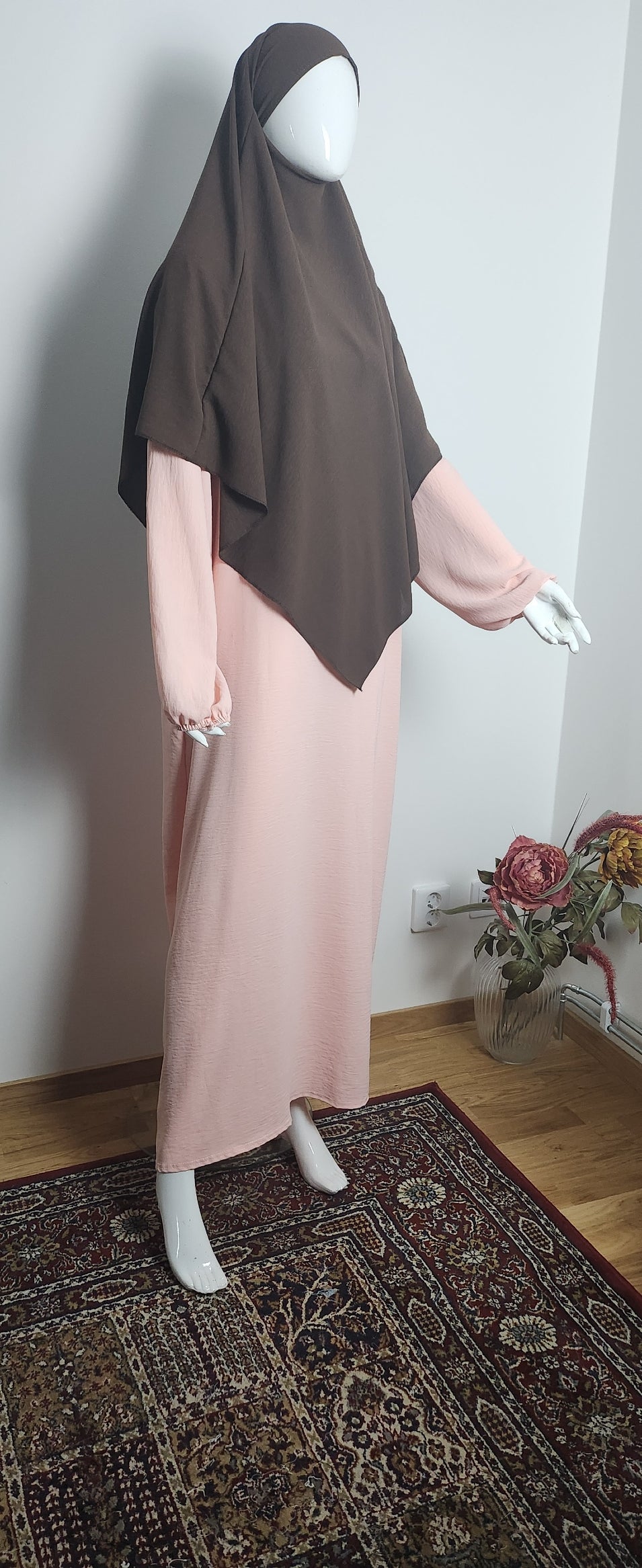 Everyday Grace, No 151 Abaya + Khimar