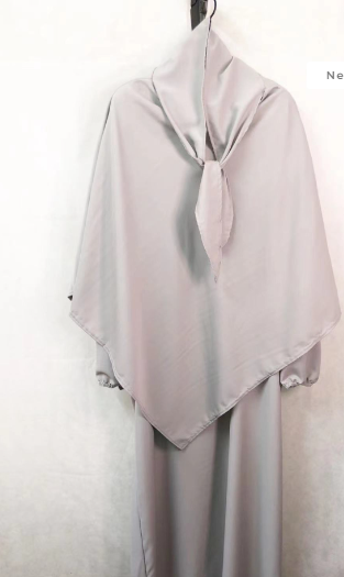 No 37   Abaya m kort khimar  Silky